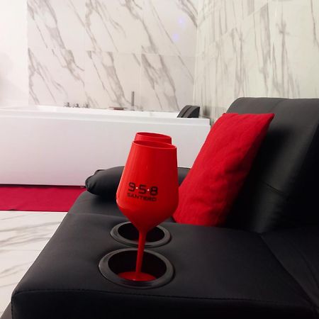 Jacuzzi Suite King Марсала Екстериор снимка