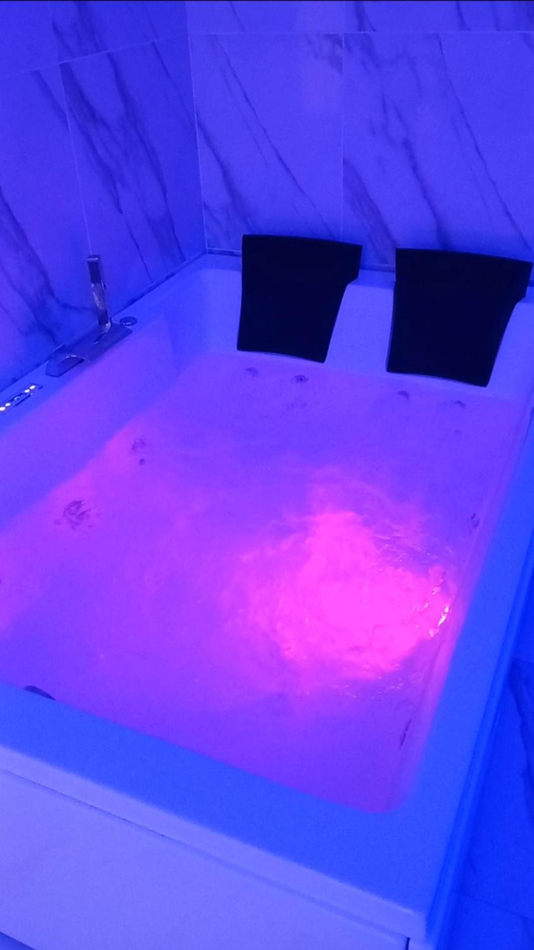 Jacuzzi Suite King Марсала Екстериор снимка